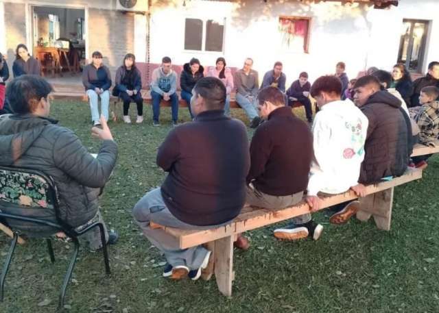 Misioneros de la Diócesis de Santo Tomé llevaron a cabo la "misión de invierno" en parajes de la colonia,